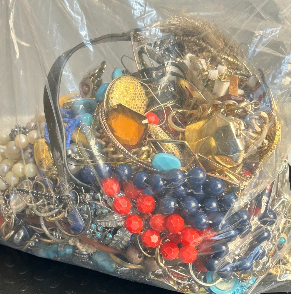 Mixed Craft Jewelry 4 lbs 13 oz Vintage Modern Broken Repair Repurpose Lot